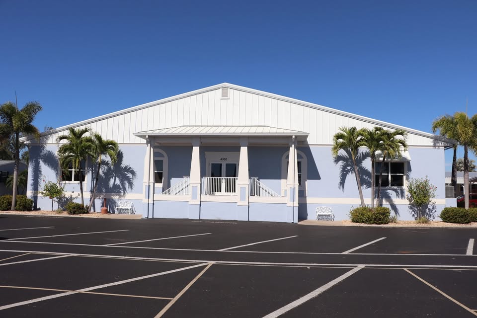 river forest village women’s club trash & treasure sale