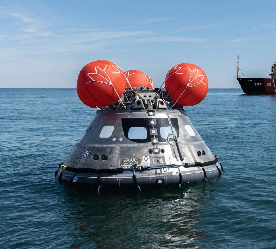 artemis ii orion splashdown